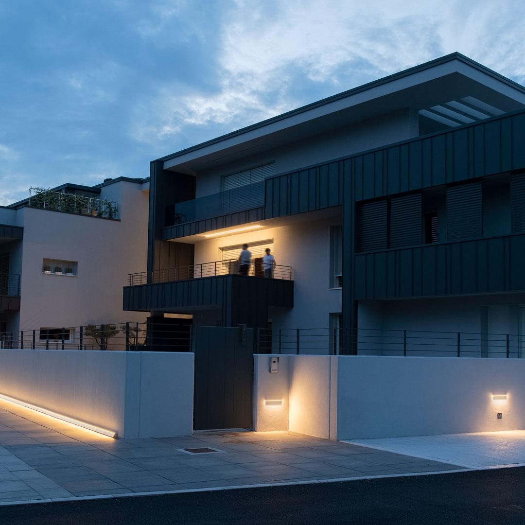 Residence 3 9 Cover M Slide