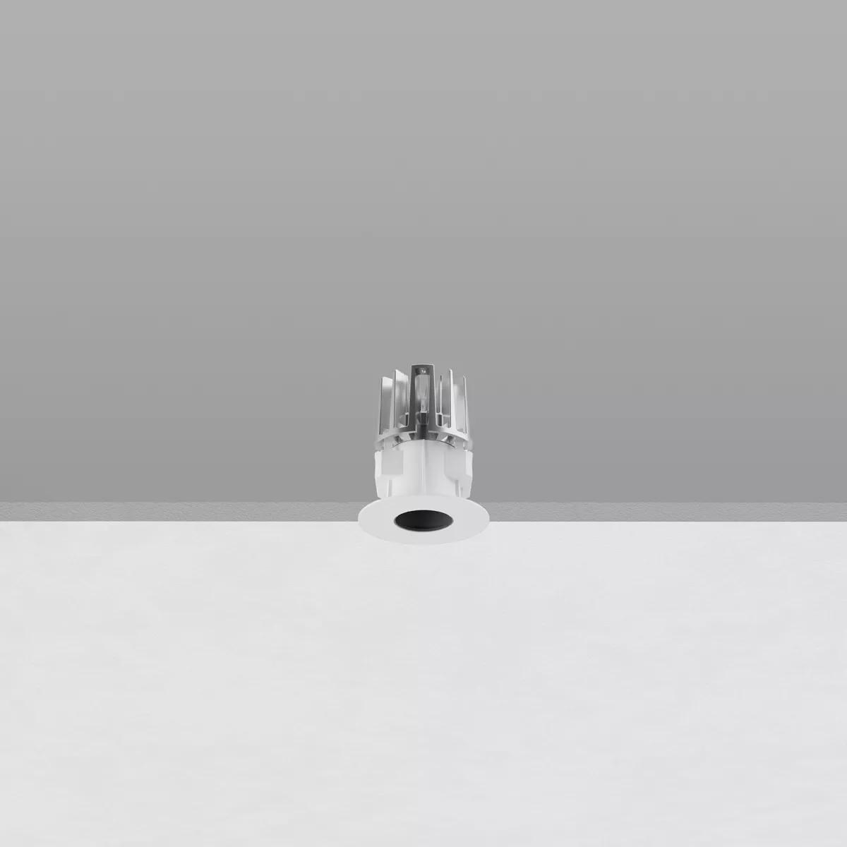 Vos_R EVO - Text white RAL 9003