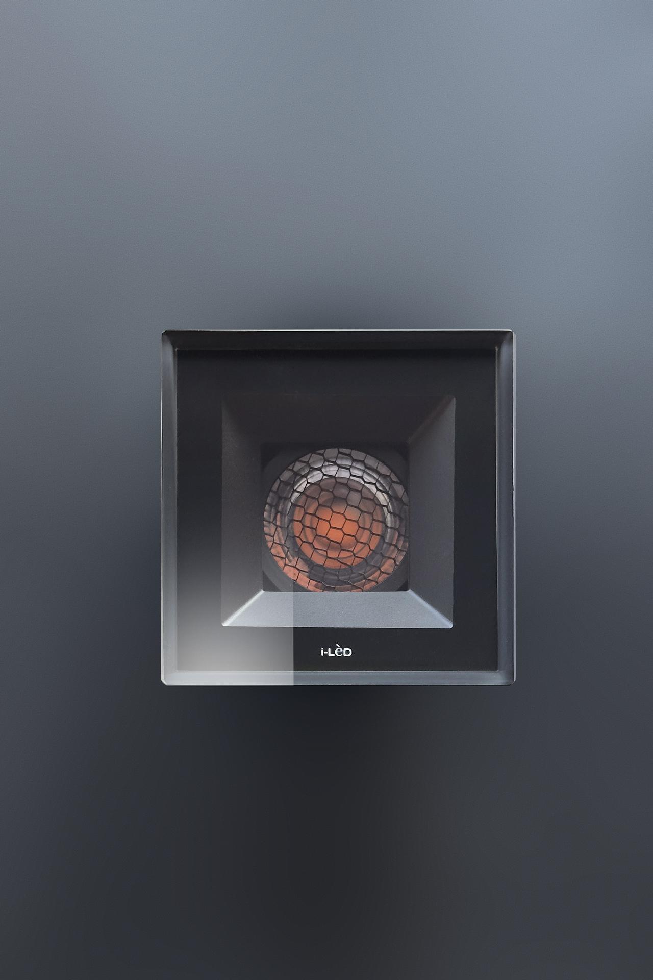 Light 25 Landing Page London Linea Light Group 92