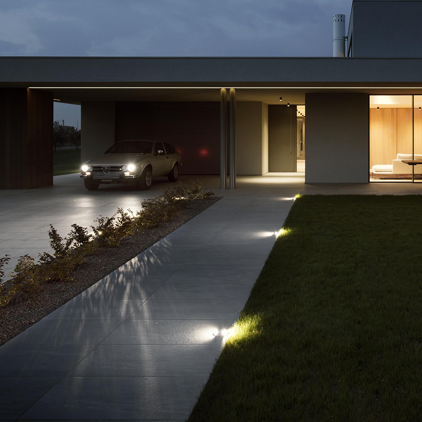 Gallery Product Alcor Floor Grazing Linealightgroup 1200X1200 2