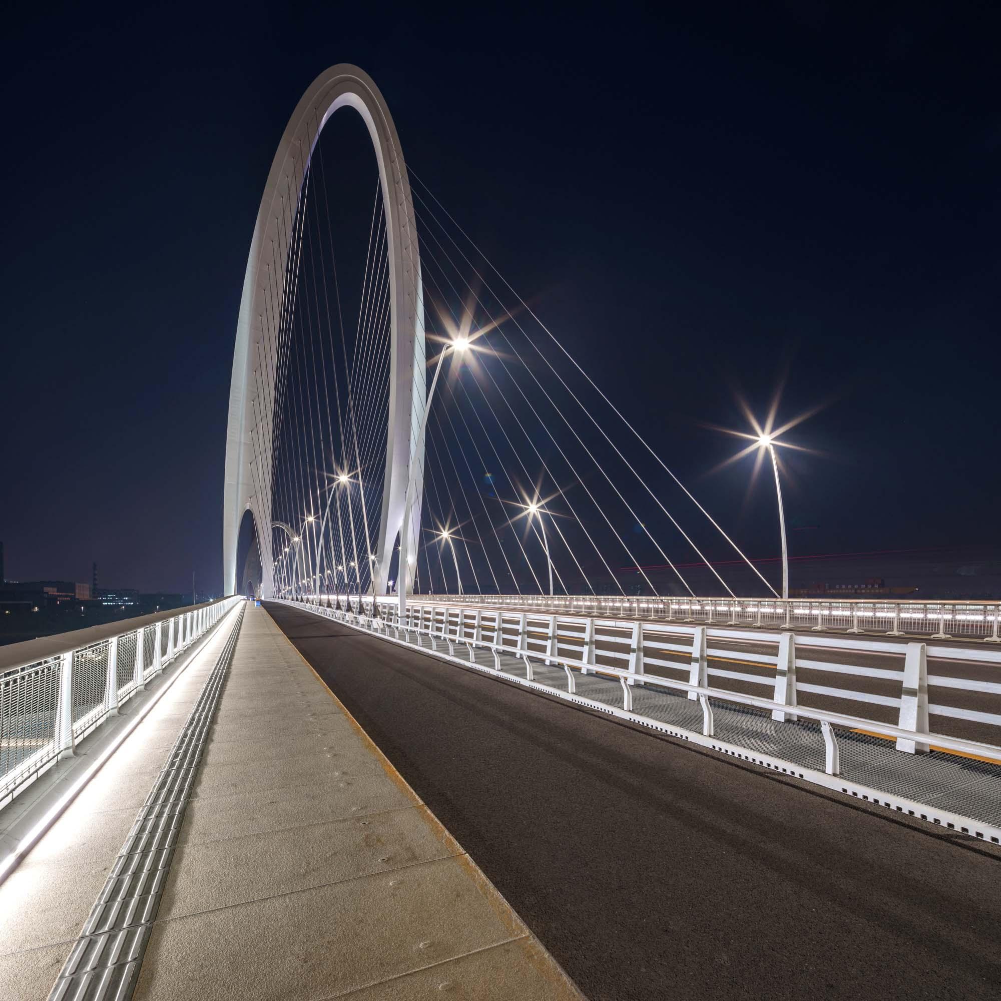 Gallery Product Paseo Linear Outdoor Linealightgroup 1200X1200