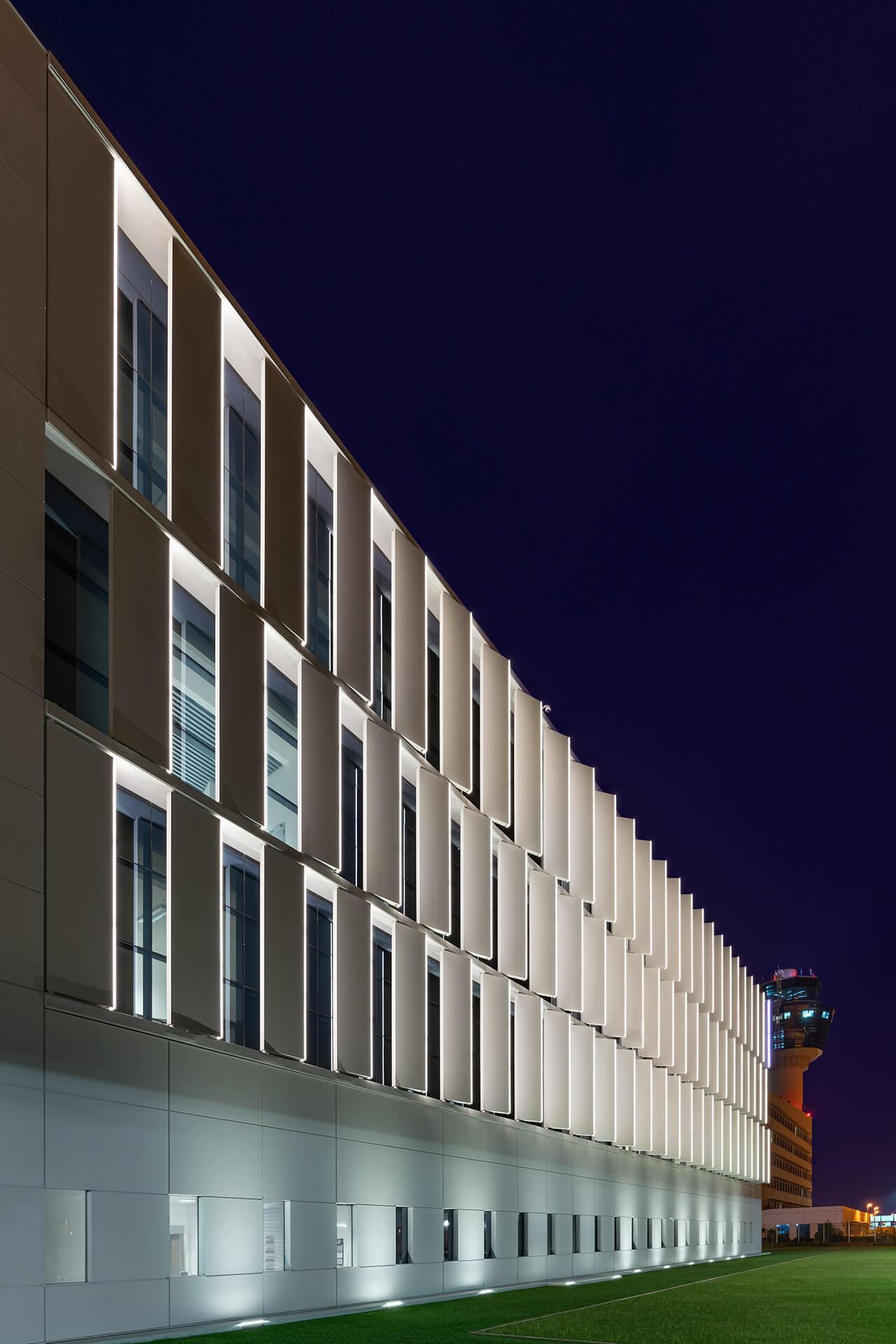 Athens International Airport 11 1280X1920
