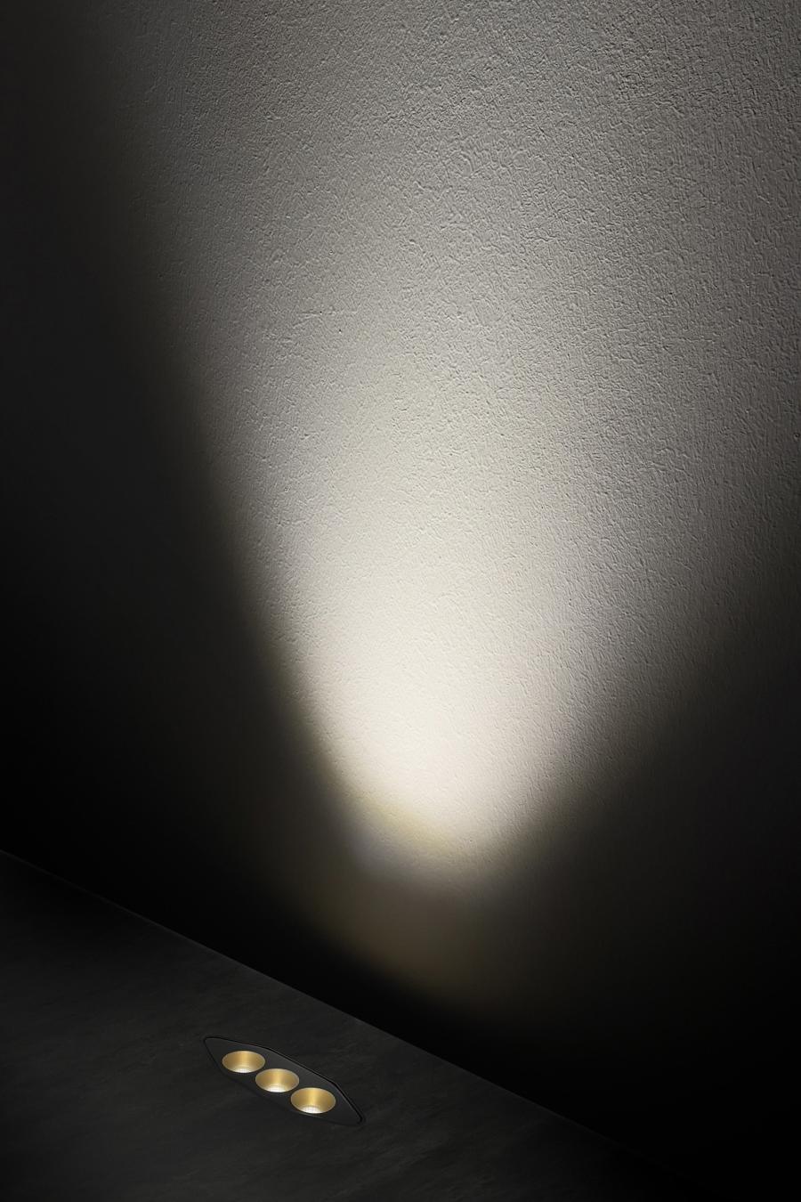 Gallery Product Skin Downlights Linealightgroup 1280X1920 2