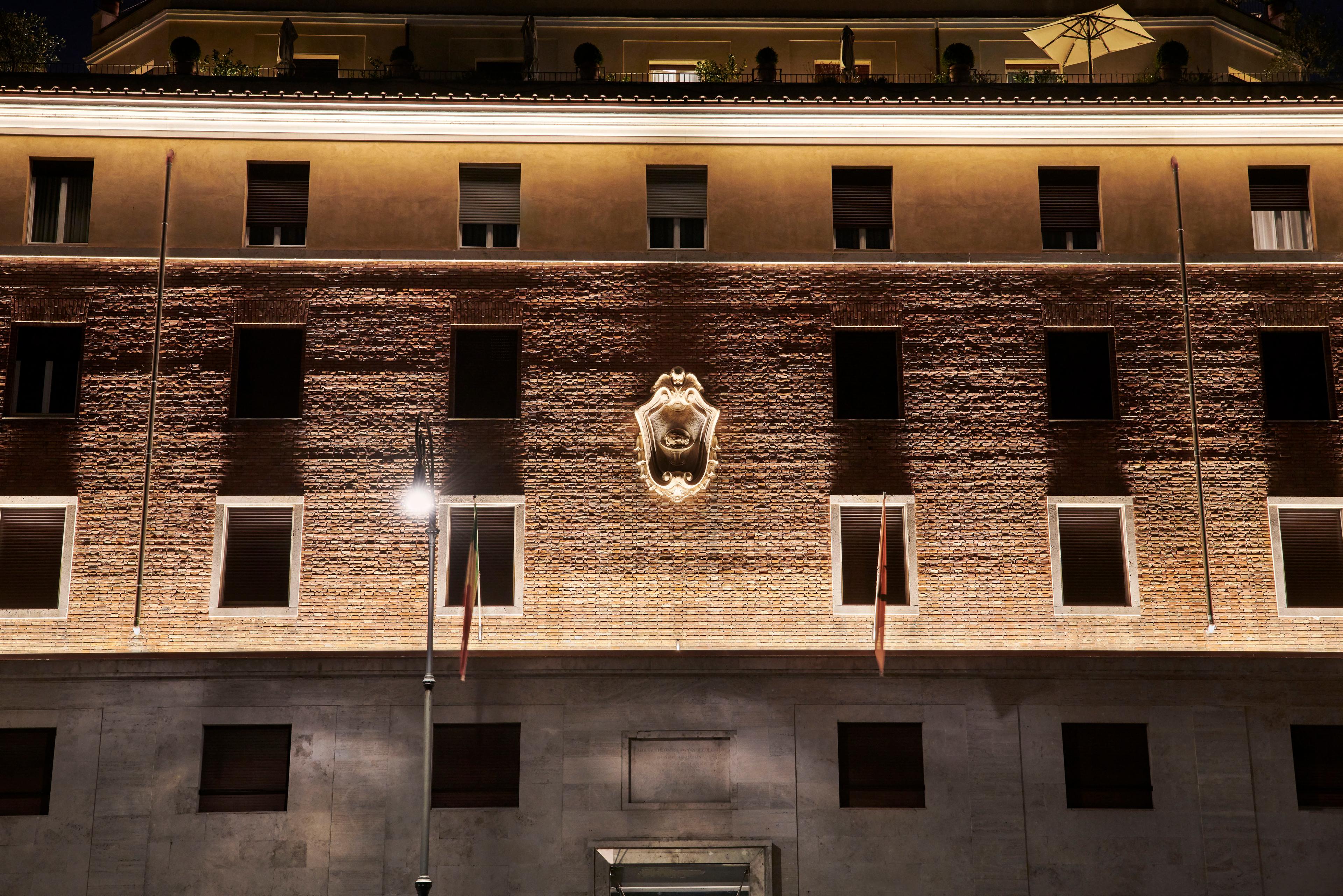 Gallery Product Paseo Linear Outdoor Linealightgroup 1280X1920 7